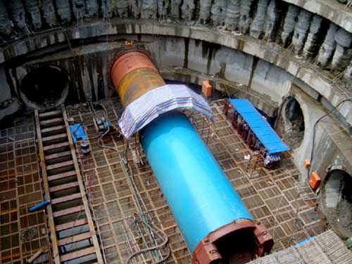 青草沙原水工程凌桥支线二节顶管按计划贯通-