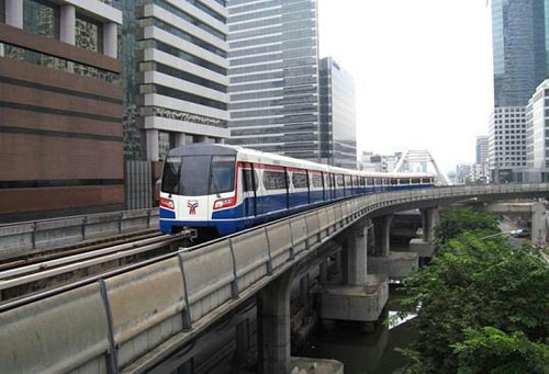 北车长客股份出口泰国曼谷地铁车正式载客运营